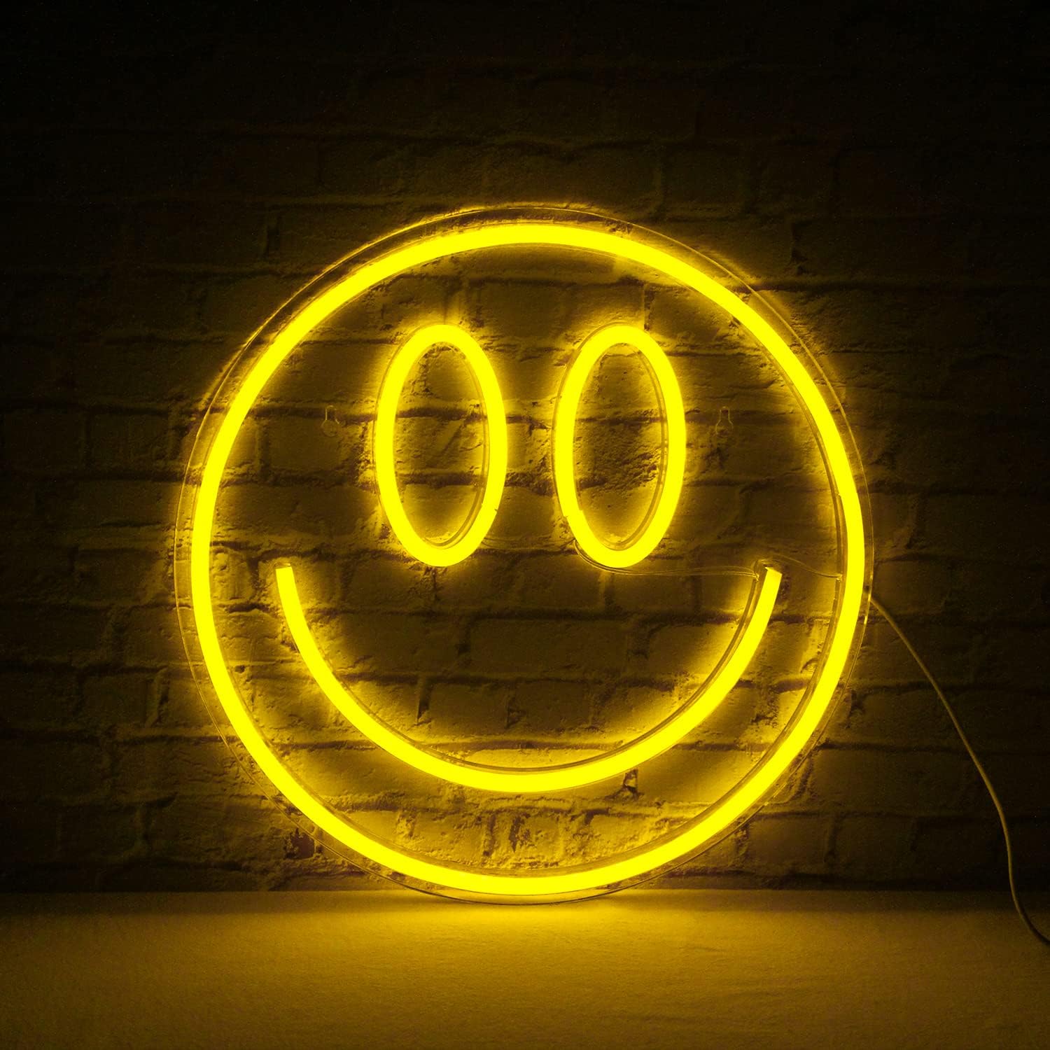Tanda neon LED Smiley di dinding